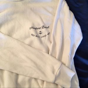 Brandy Melville Crewneck Sweater